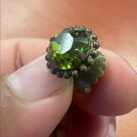 SORRELLI Peridot Simplicity Stud Earrings Antique Gold finish - Picture 3 of 5